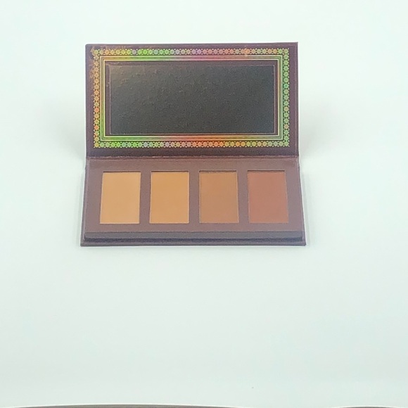 **NWT Ace Beaute Bronzer Palette - Picture 2 of 2